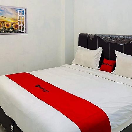 OYO 89995 Damai Guest House Kabanjahe Exterior foto