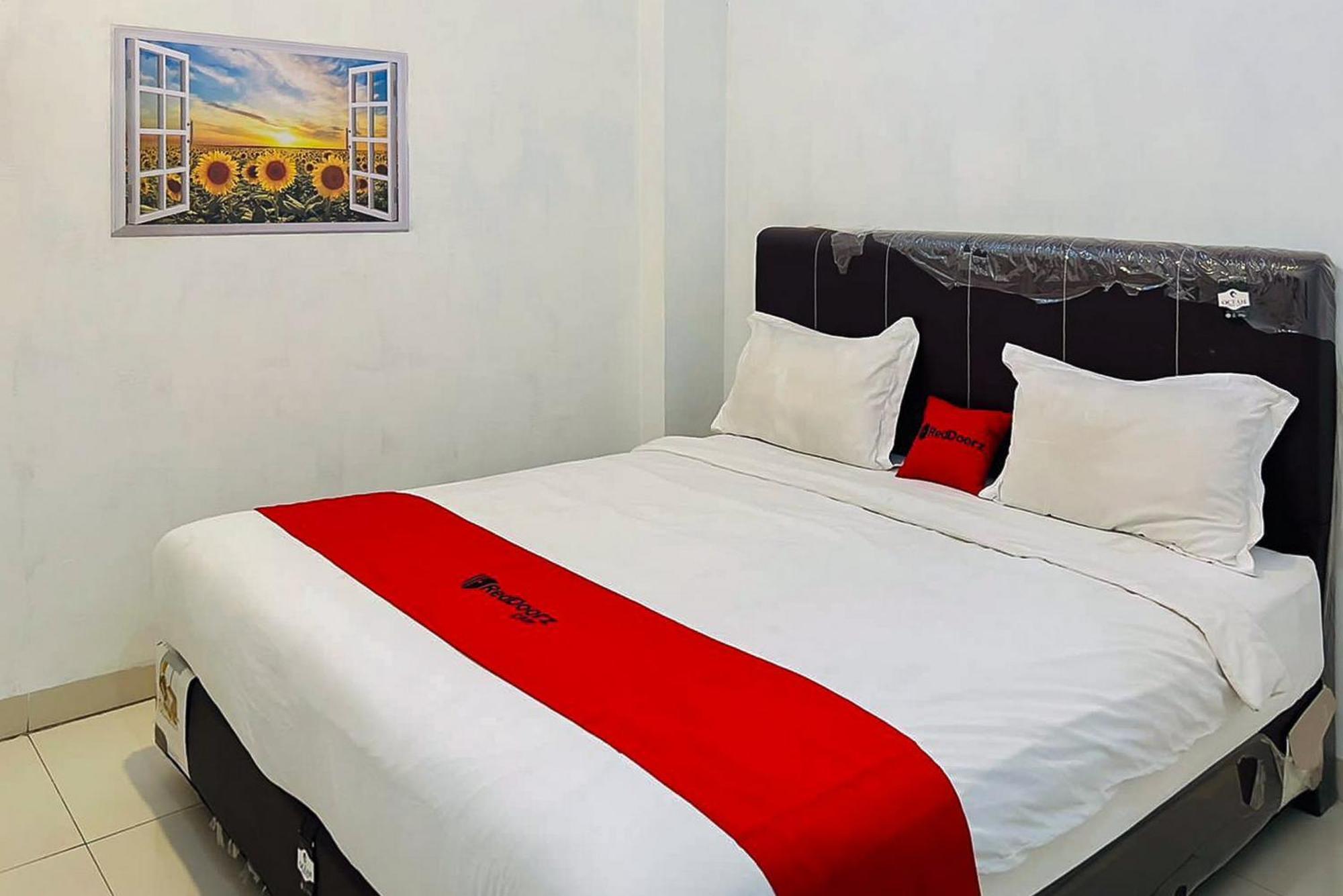 OYO 89995 Damai Guest House Kabanjahe Exterior foto